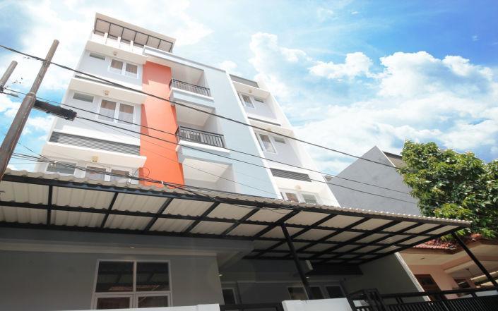 ホテル Kamar Keluarga Tanah Abang ジャカルタ エクステリア 写真