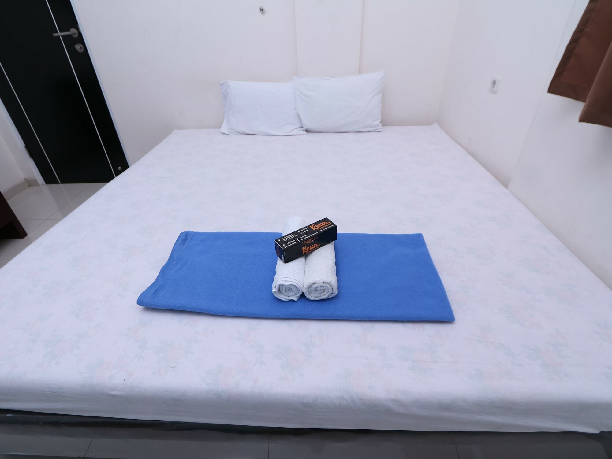 ホテル Kamar Keluarga Tanah Abang ジャカルタ エクステリア 写真